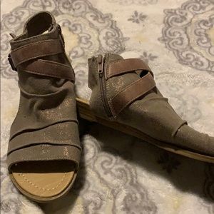 Not Rated sandals